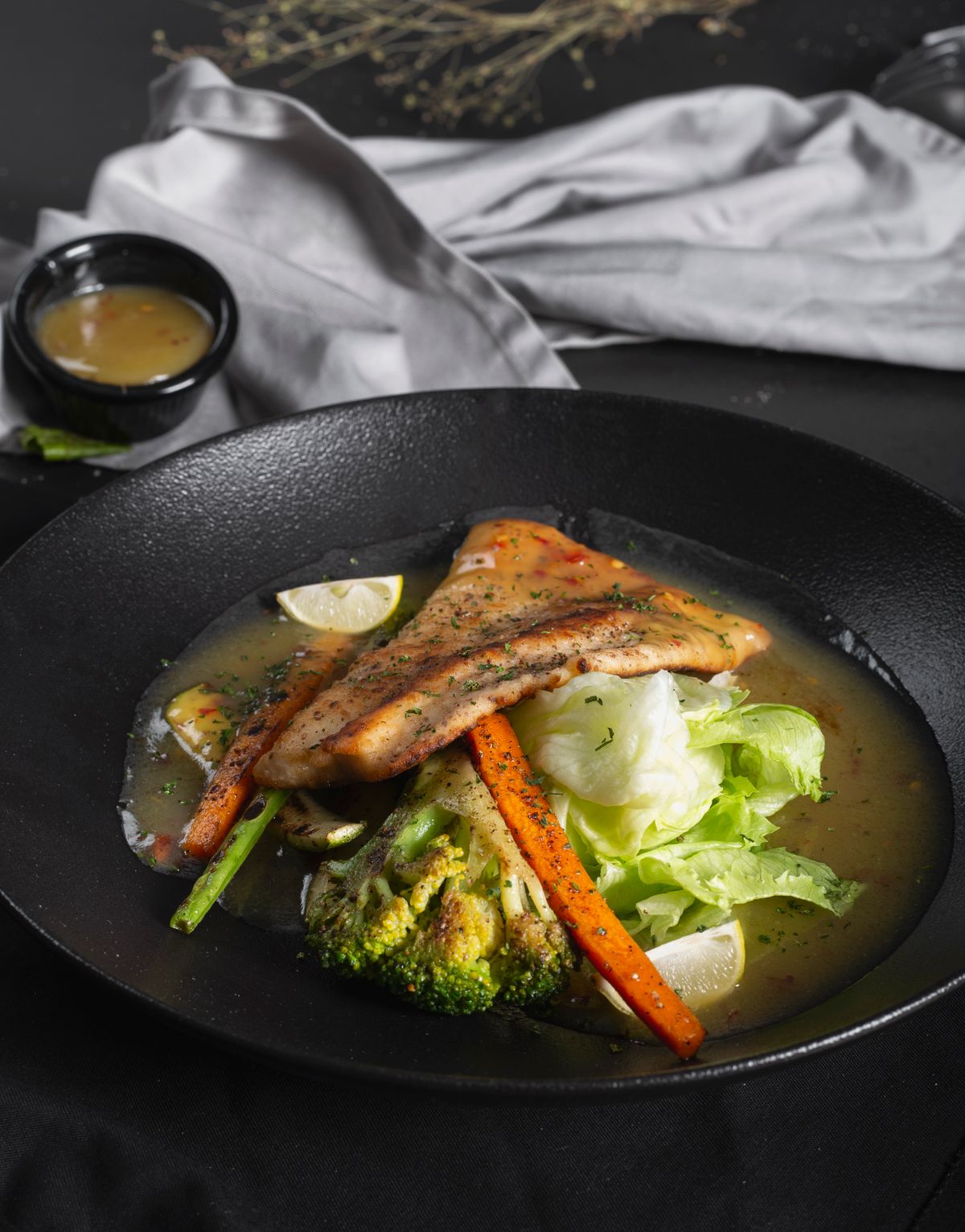 A balanced, blood-sugar-friendly meal